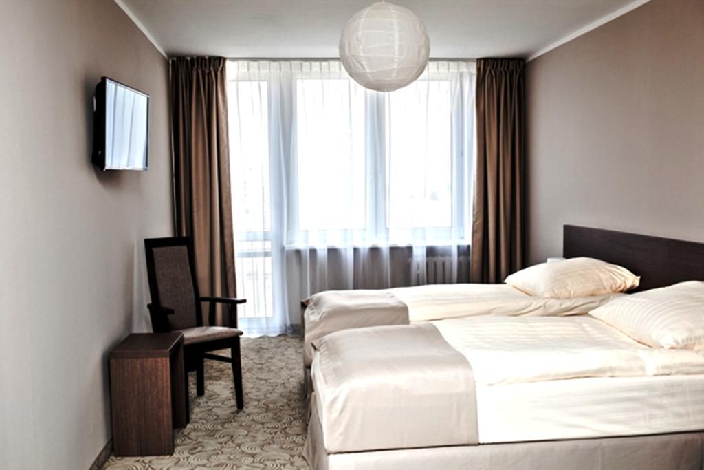 Four Points By Sheraton Wroclaw Bagian luar foto
