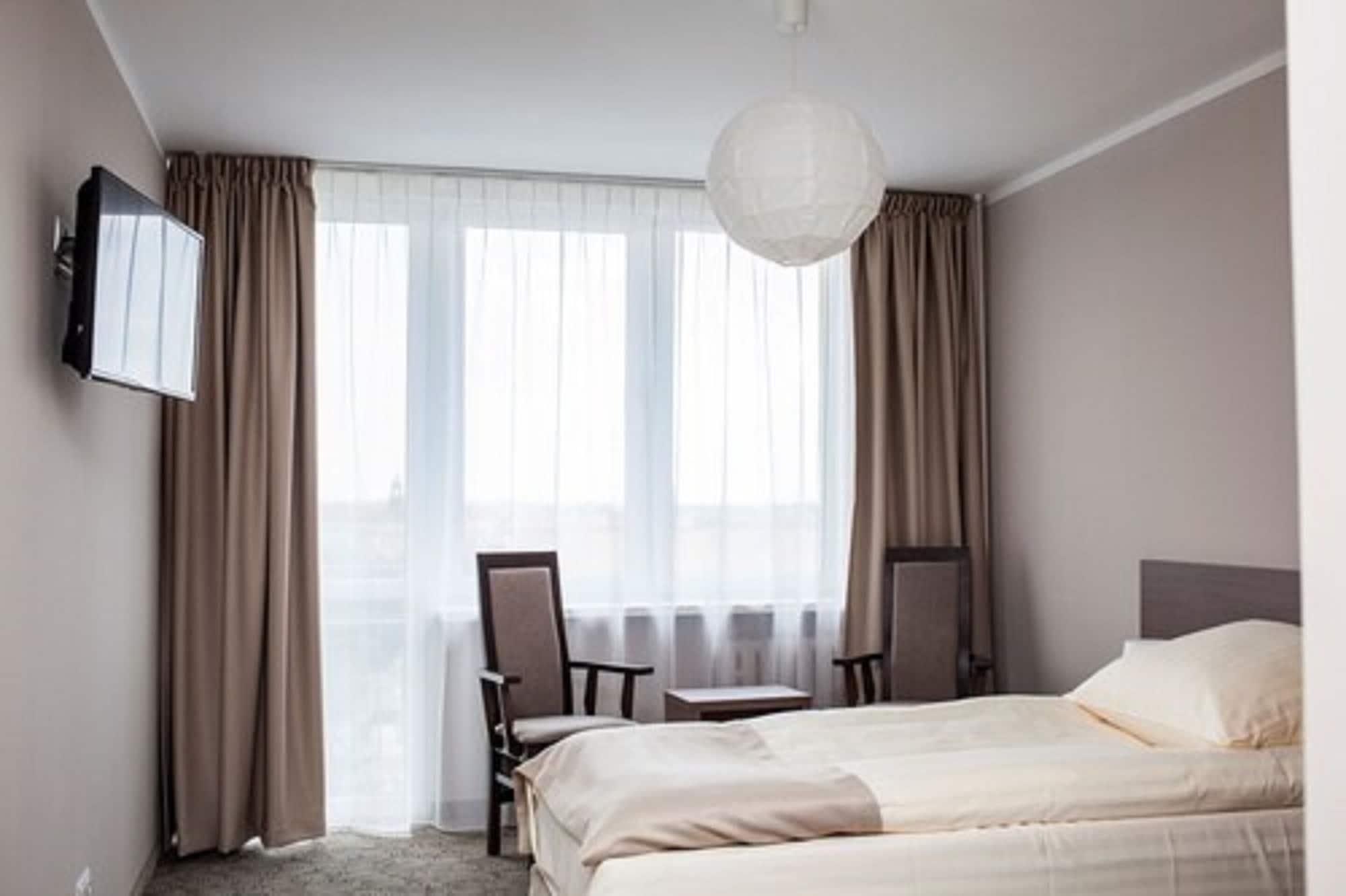 Four Points By Sheraton Wroclaw Bagian luar foto