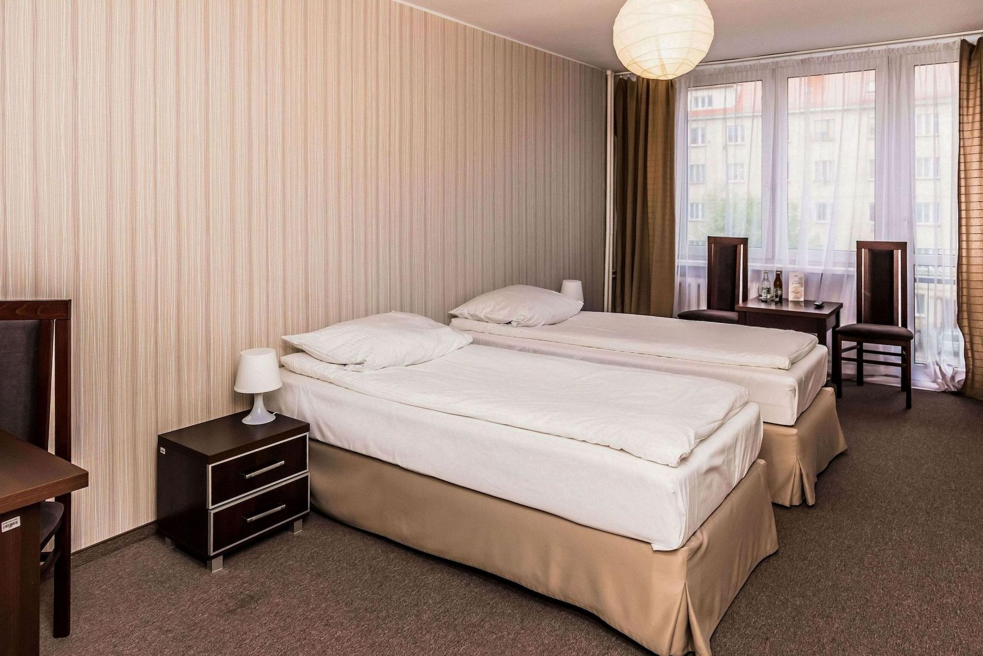 Four Points By Sheraton Wroclaw Bagian luar foto