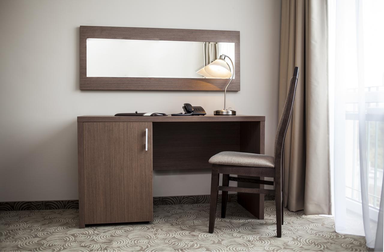 Four Points By Sheraton Wroclaw Bagian luar foto